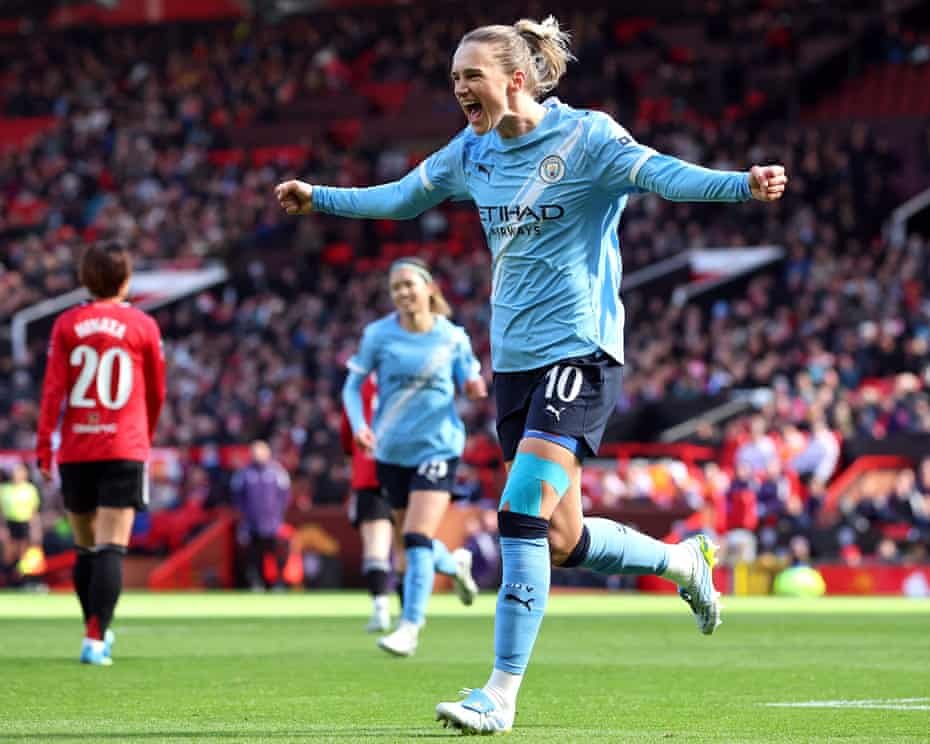 Full time: Manchester United 0-3 Manchester City
