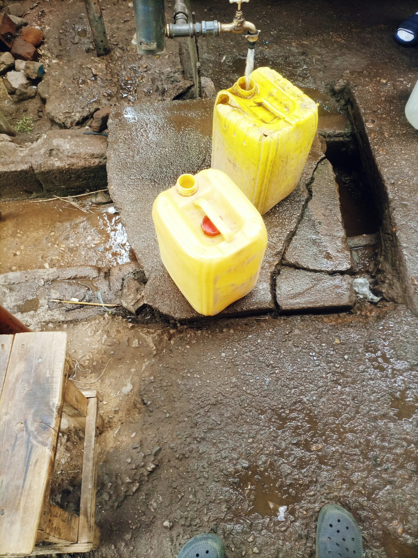 Dozens of Sydney suburbs urged to reduce water use after major main bursts – as it happened