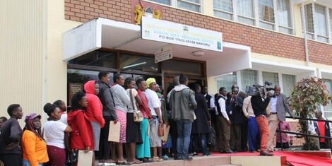 Bankers Calls for Relief on Salaried Workers’ Taxes to Protect Economy